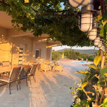 Brig Villa